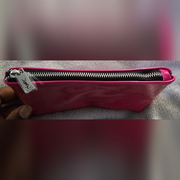 Lot of 4 Cosmetic Pouches/Toiletry Pouches/Travel Pouches - Picture 8 of 11